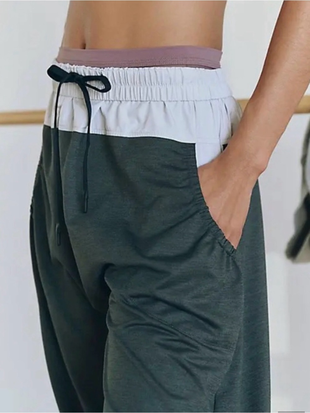 Free People Movement Total Package Pant Black Heather Combo Size Small NWOT - Picture 2 of 13